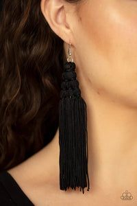 Paparazzi Jewelry - Magic Carpet Ride - Black (May 2023 LOP Black Diamond)