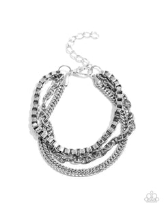 Paparazzi Jewelry - Chain Cabaret - Silver