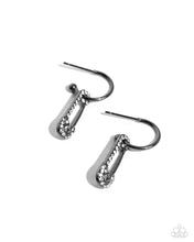 Load image into Gallery viewer, Safety Pin Style Set - Black
