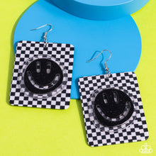 Load image into Gallery viewer, Paparazzi Jewelry - Cheeky Checkerboard - Black
