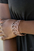 Load image into Gallery viewer, Paparazzi Jewelry - The Main Contender &amp; Circa de Contender Set - Copper
