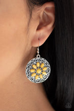 Load image into Gallery viewer, Paparazzi Jewelry - Mesa Oasis - Yellow
