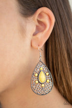 Load image into Gallery viewer, Paparazzi Jewelry - Modern Garden - Yellow
